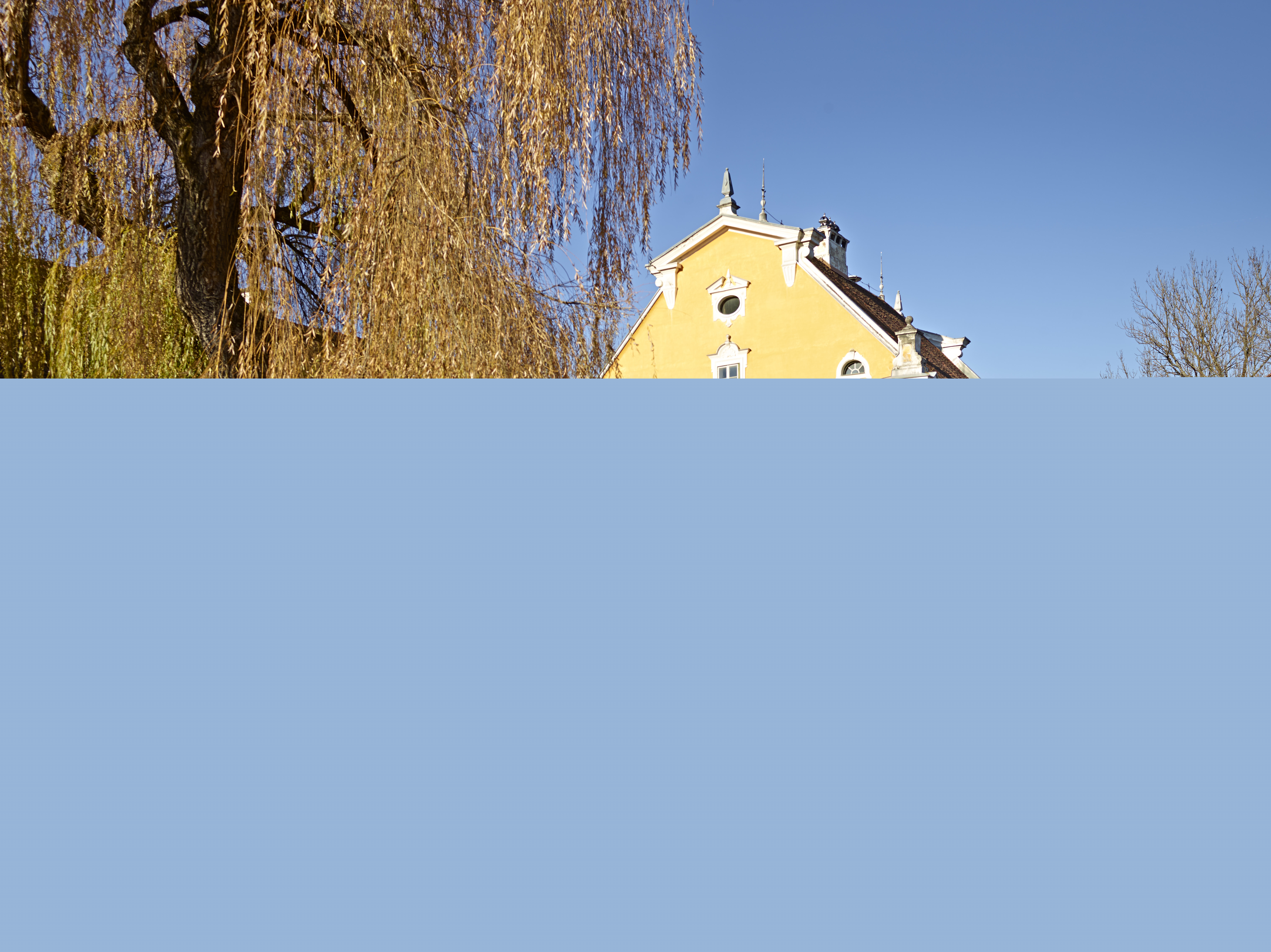 © Sebastian Reich/NEWS Blurred image background