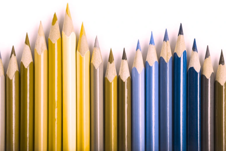 © iStockphoto.com/color-blindness.com/Screenshot Blurred image background
