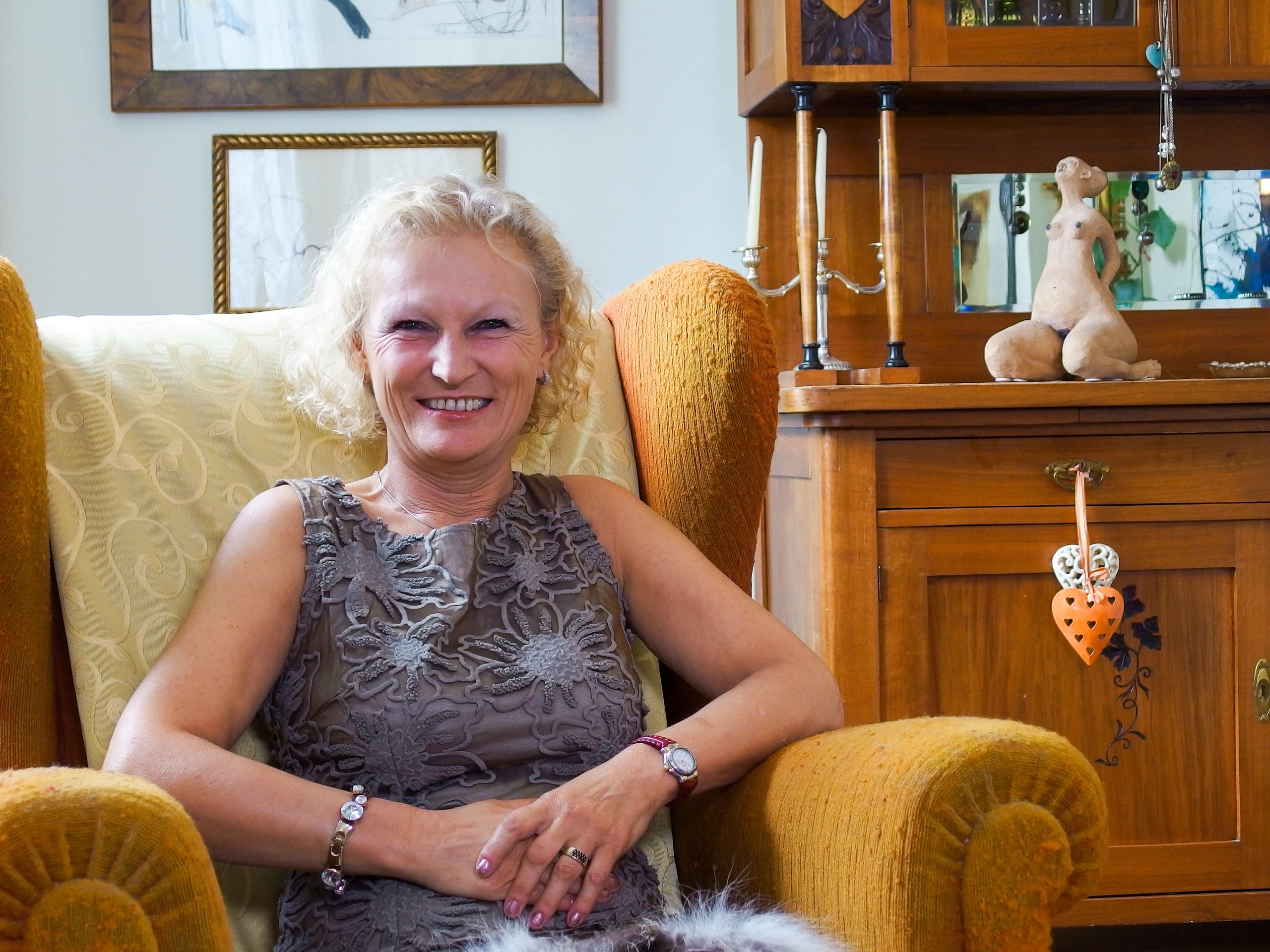 © ORF/Wega Film/Sepp Neuper Blurred image background