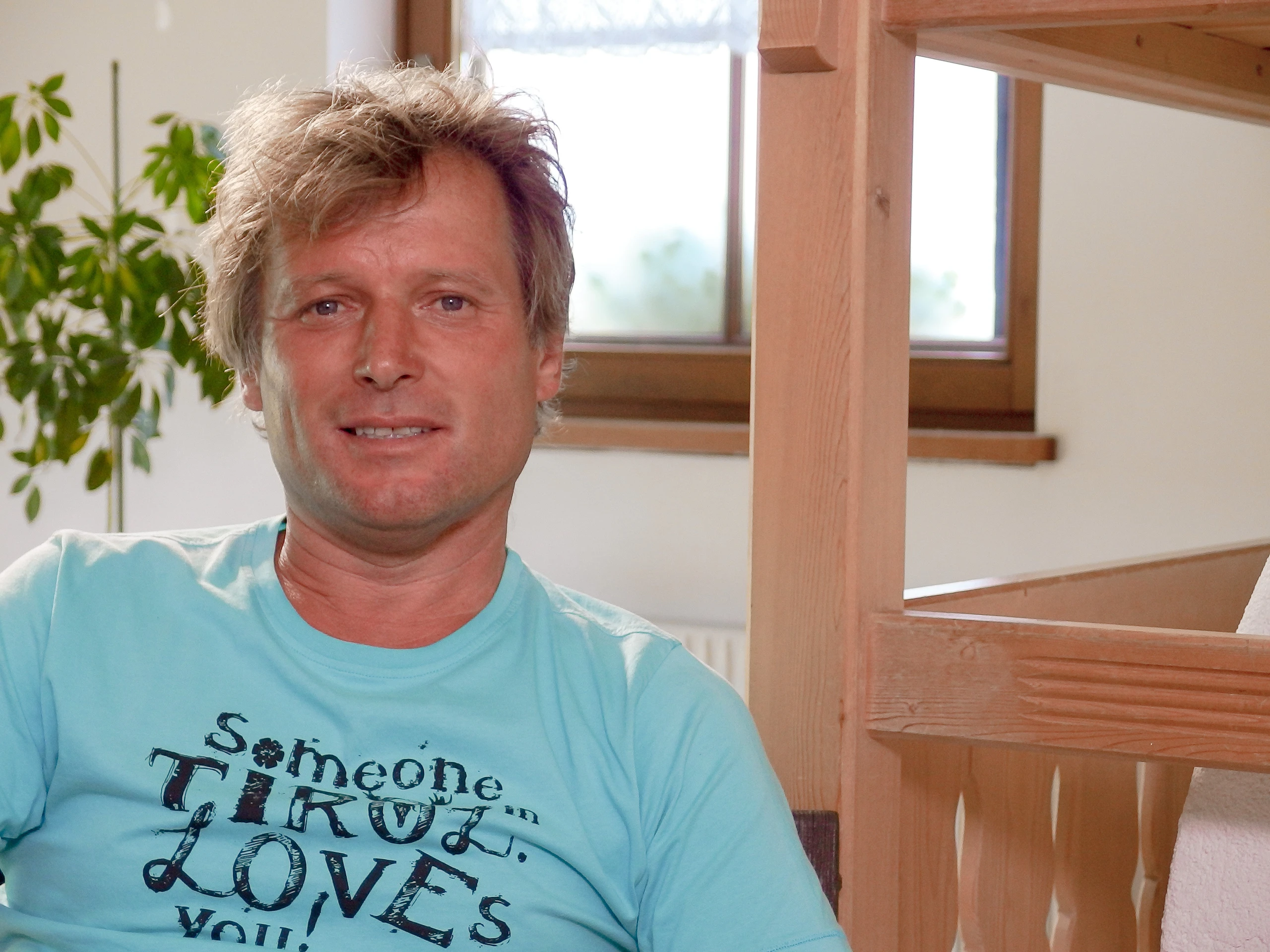 © ORF/Wega Film/Sepp Neuper Blurred image background