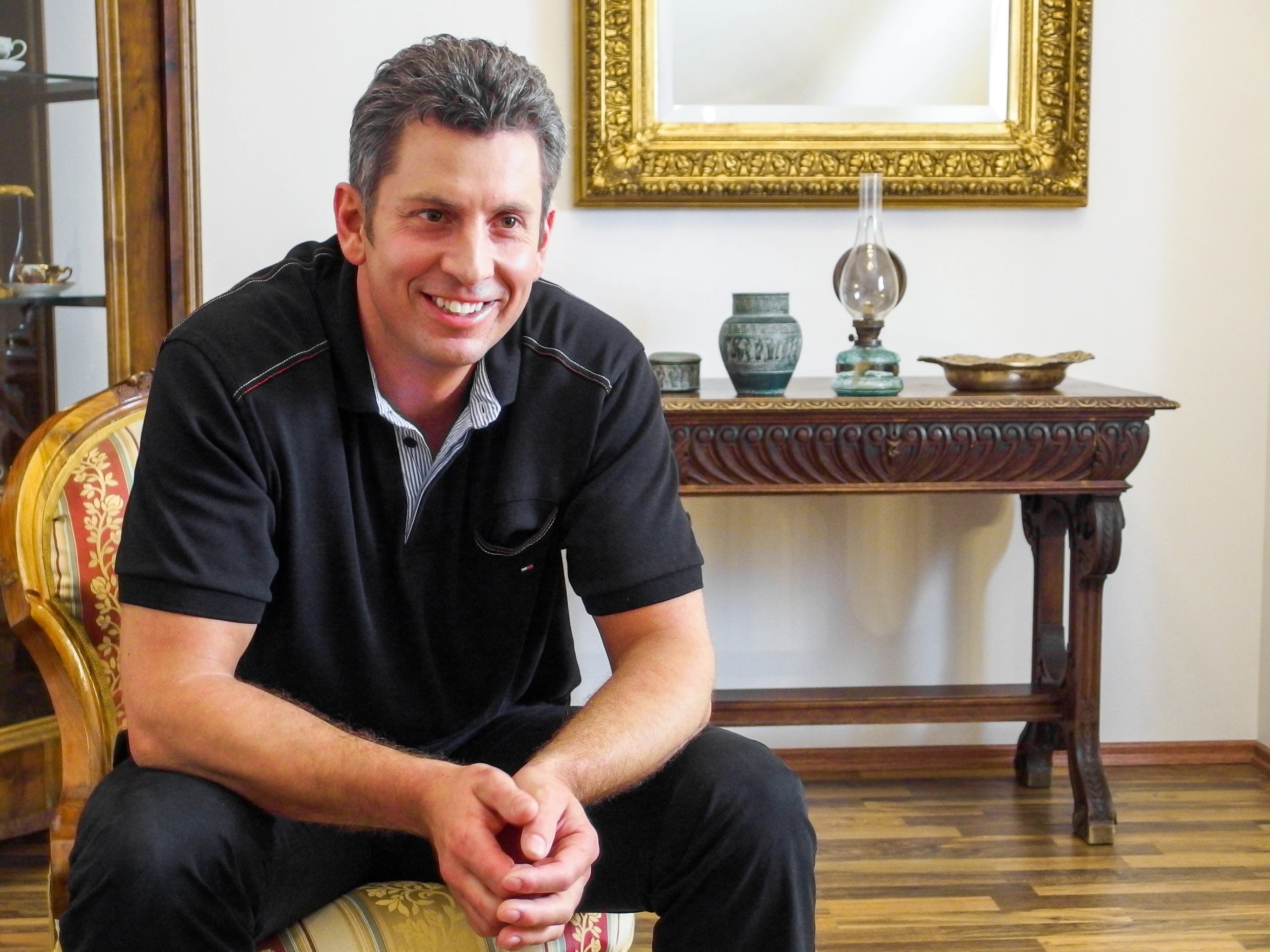 © ORF/Wega Film/Robert Neumüller Blurred image background