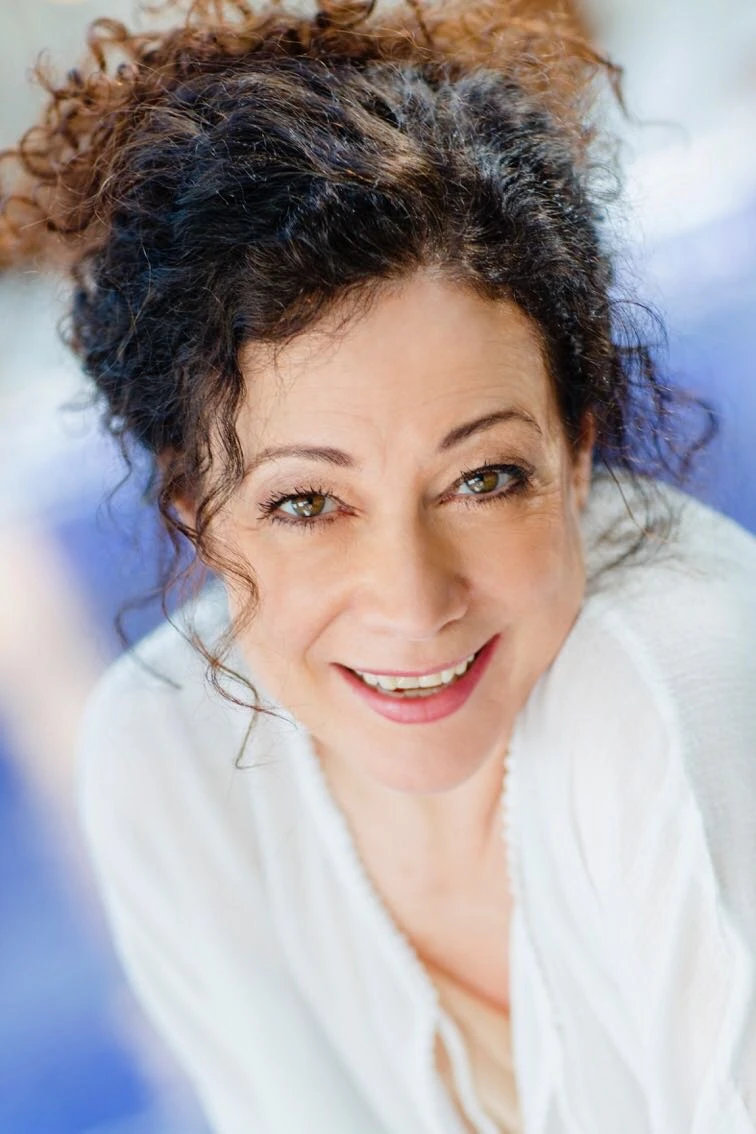© Loredana La Rocca Blurred image background