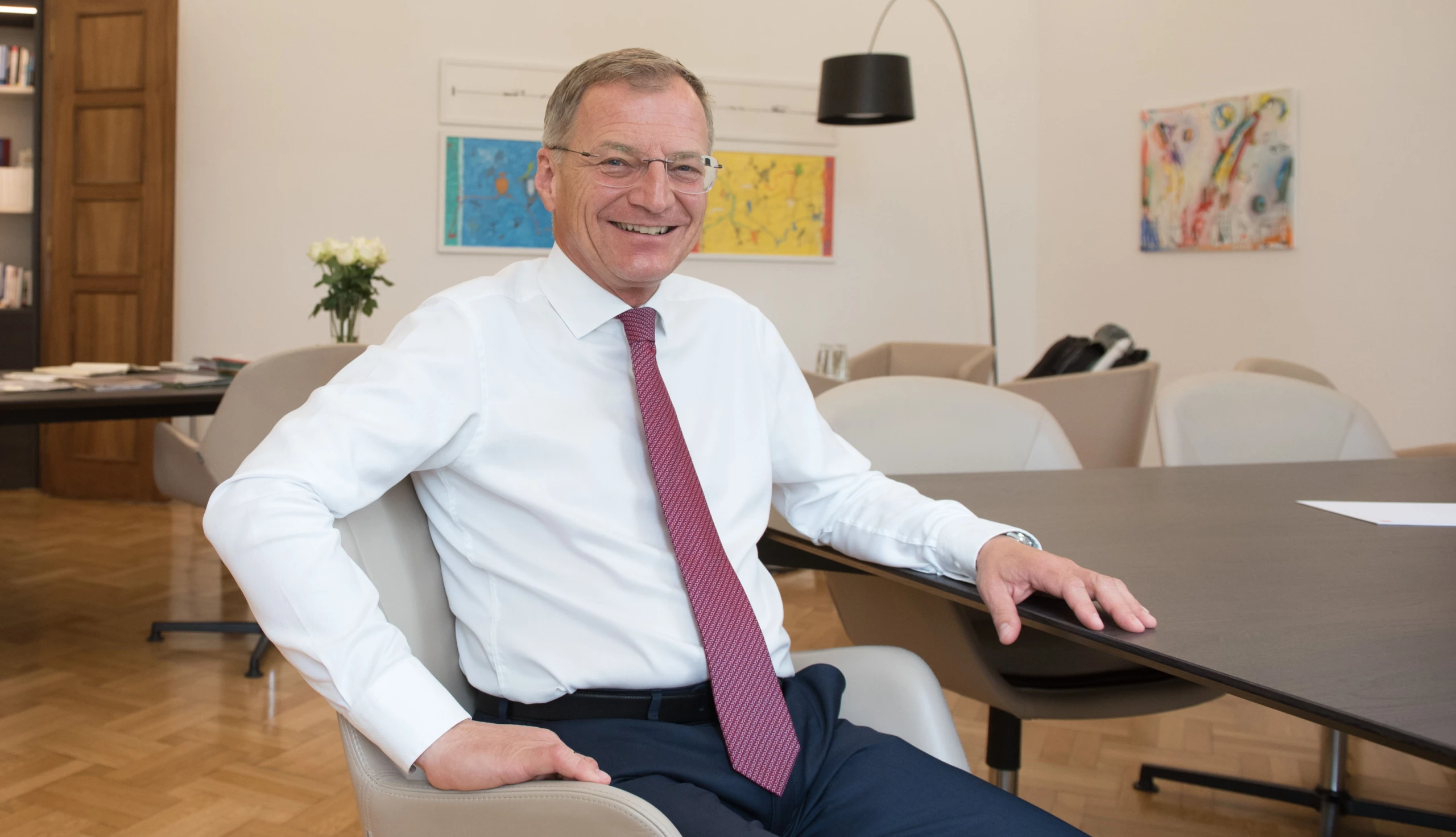 Sommertour - Thomas Stelzer: "Wenn man Frieden will, muss man auch einen Einsatz liefern"