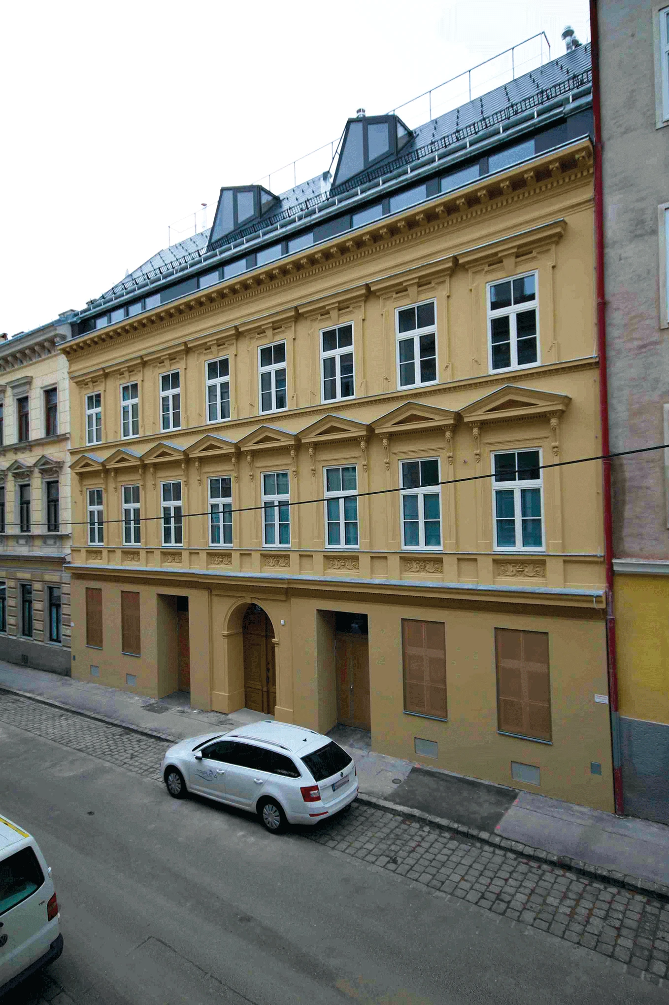 © wohnfinds_wien Blurred image background