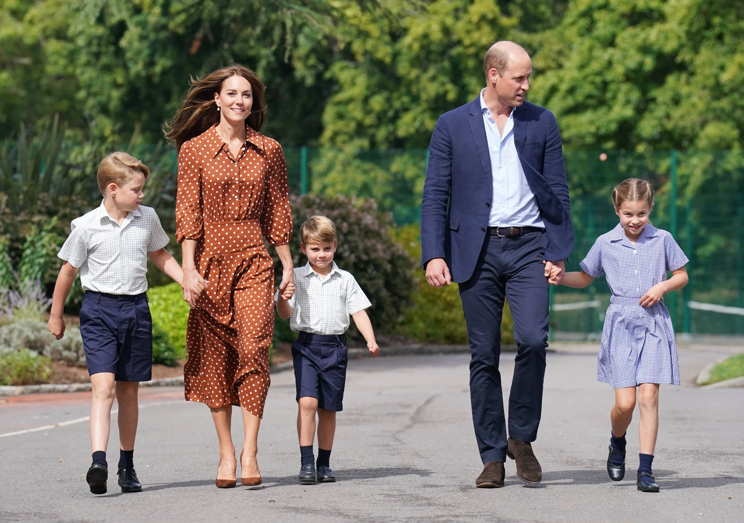 © IMAGO/i Images Blurred image background