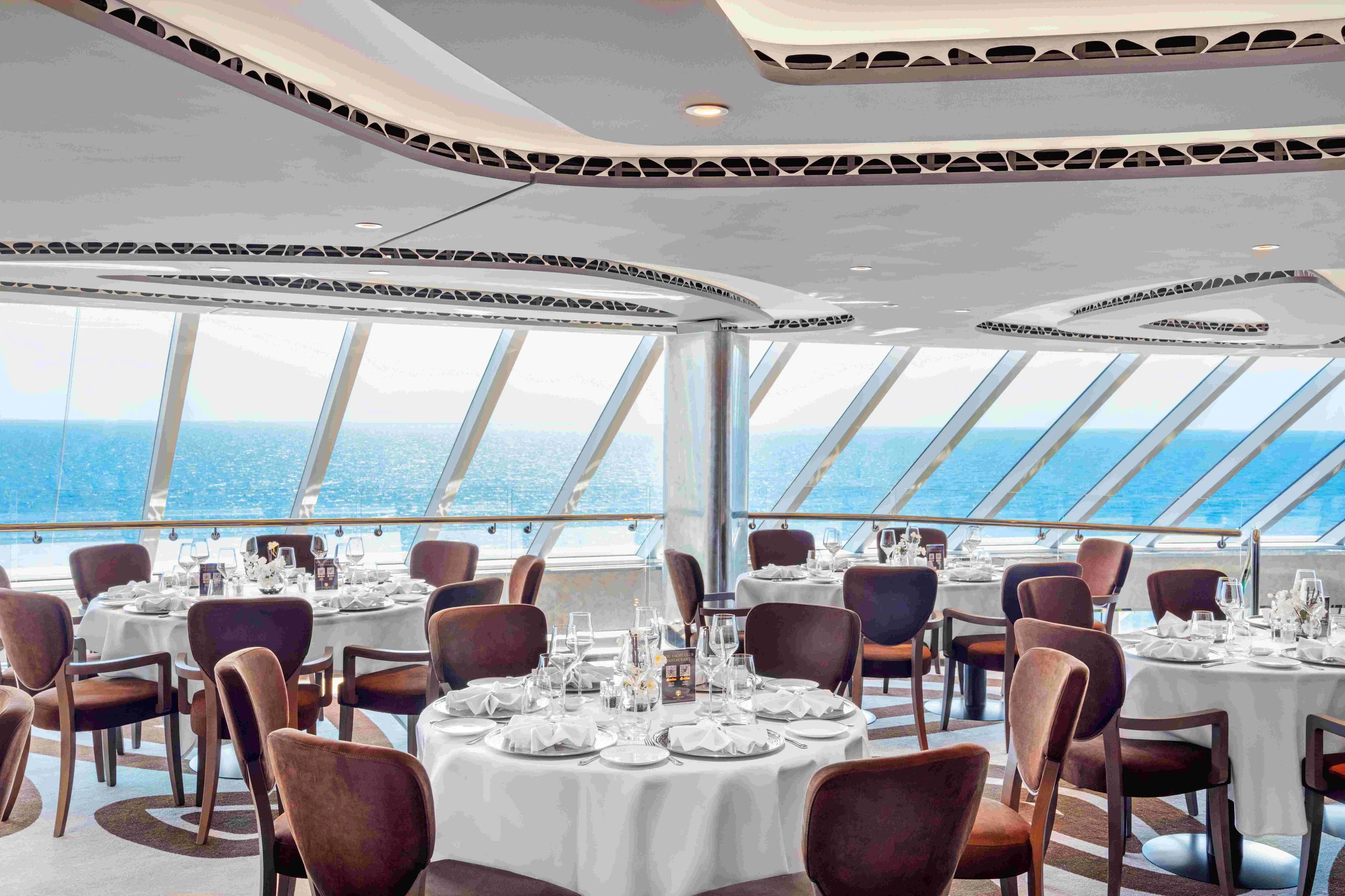 © MSC Cruises/ Ivan Sarfatti Blurred image background