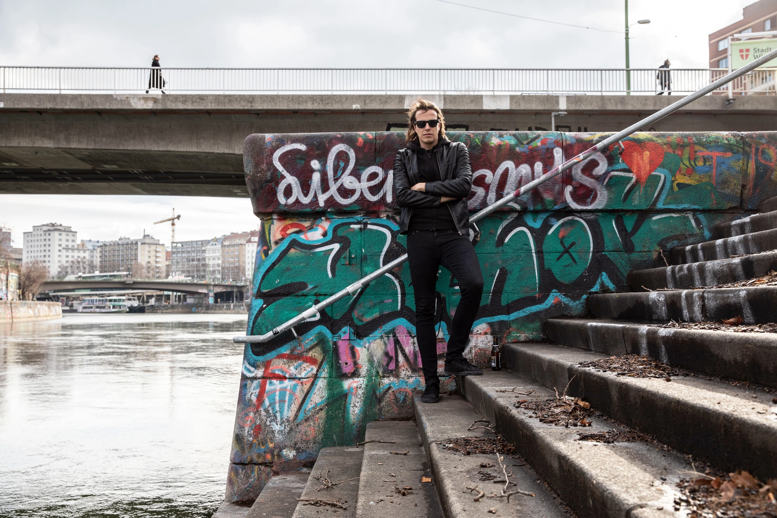 © Elke Mayr Blurred image background