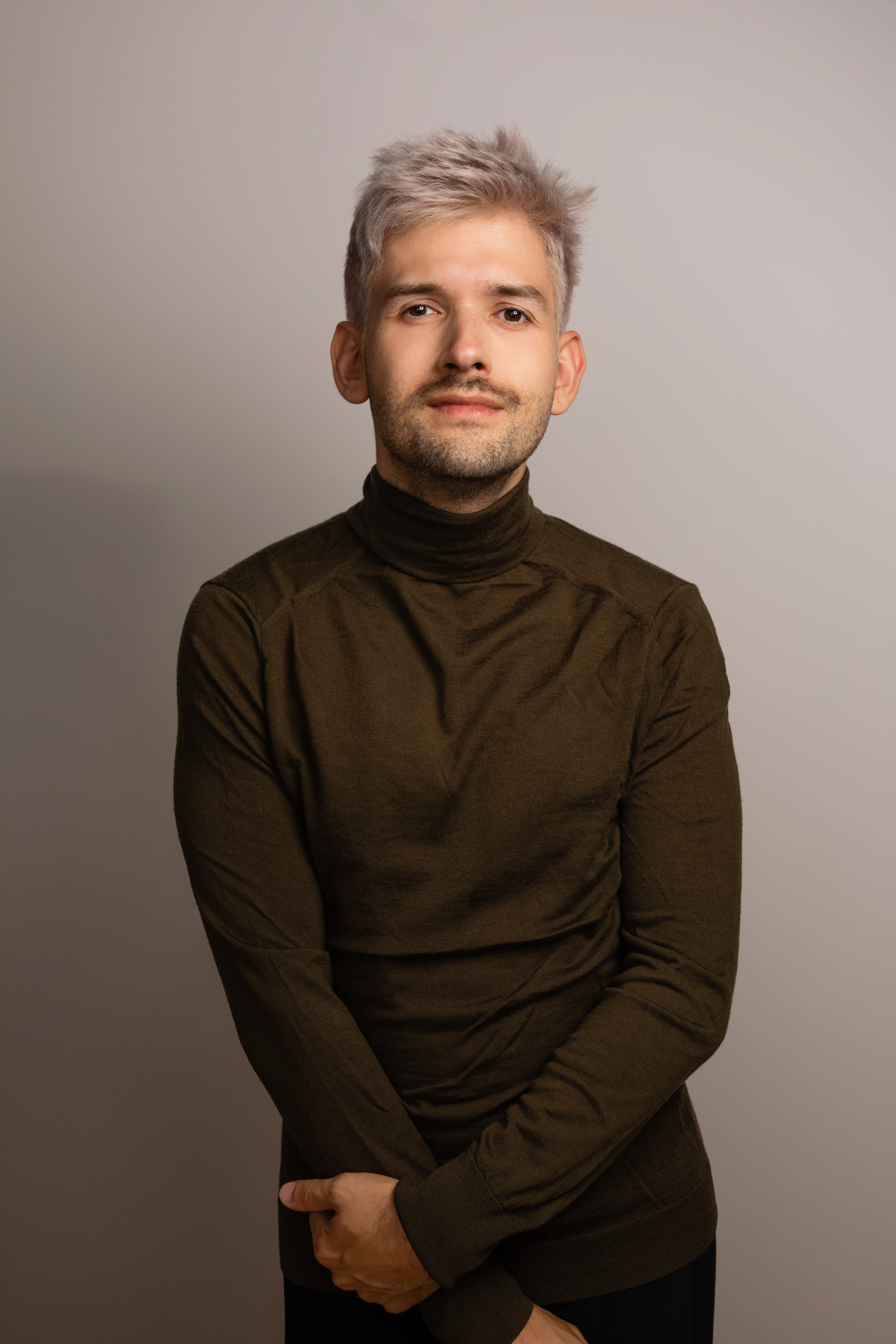 © Dominik Pichler Blurred image background
