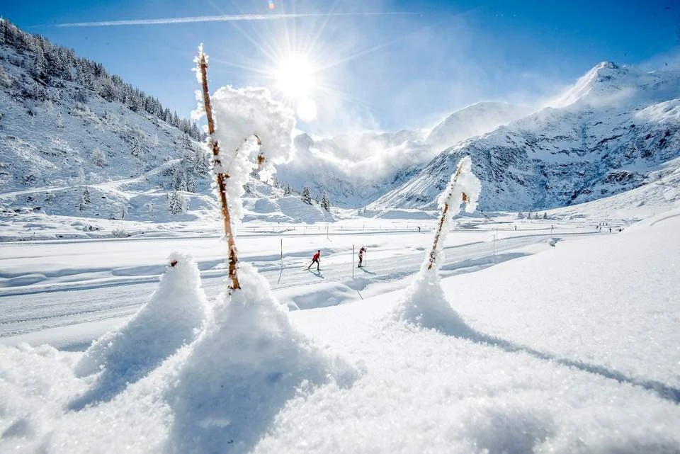 © Gasteinertal Tourismus GmbH/Manuel Marktl Blurred image background