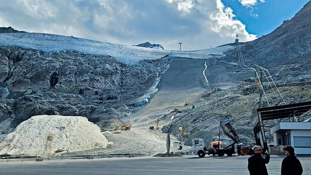 © Greenpeace/Mitja Koba Blurred image background