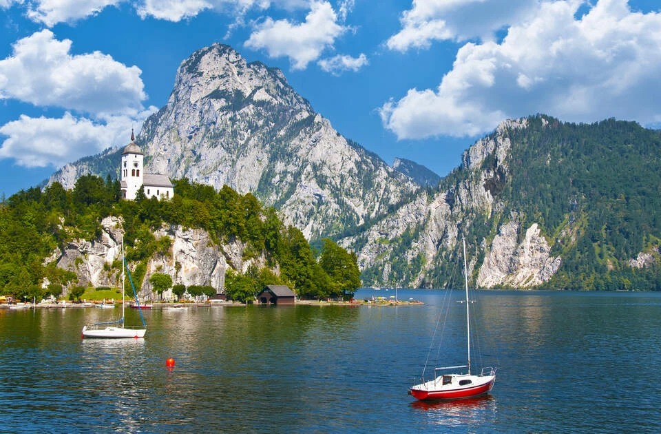 © iStockphoto.com Blurred image background