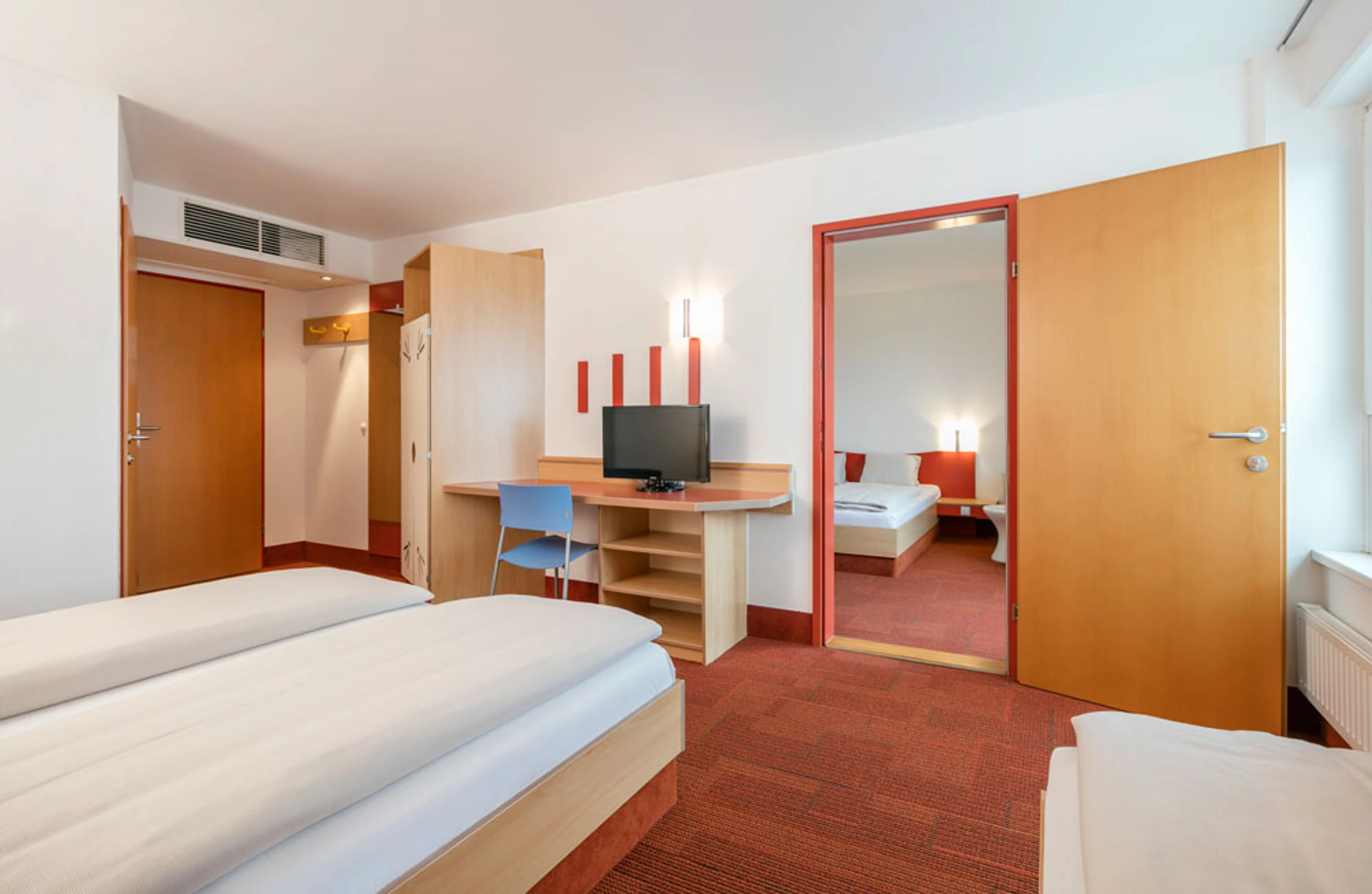 © H2O Therme/Harald Eisenberger Blurred image background