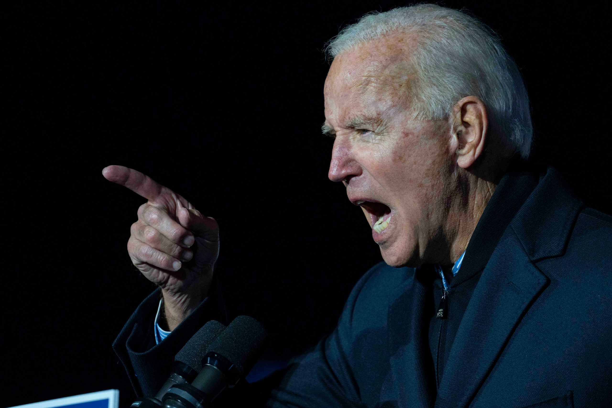 © imago images/ZUMA Wire Blurred image background