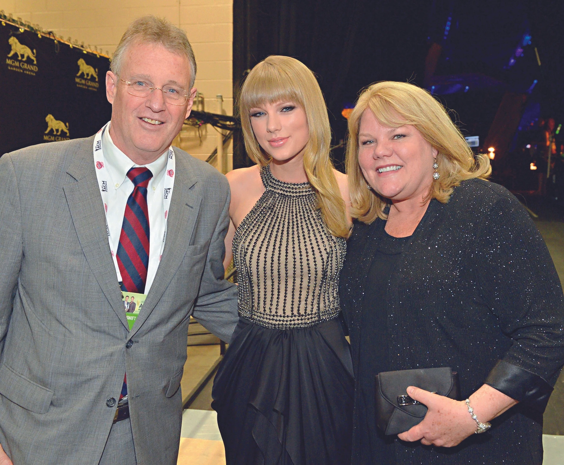 © Rick Diamond/ACMA 2013/Getty Images for ACM Blurred image background