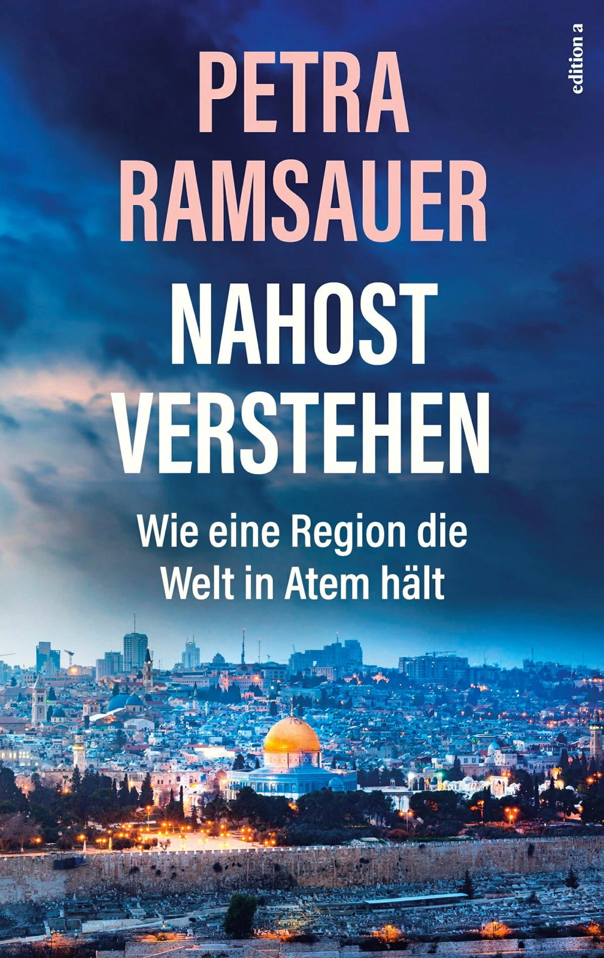 © Verlag Edition a Blurred image background