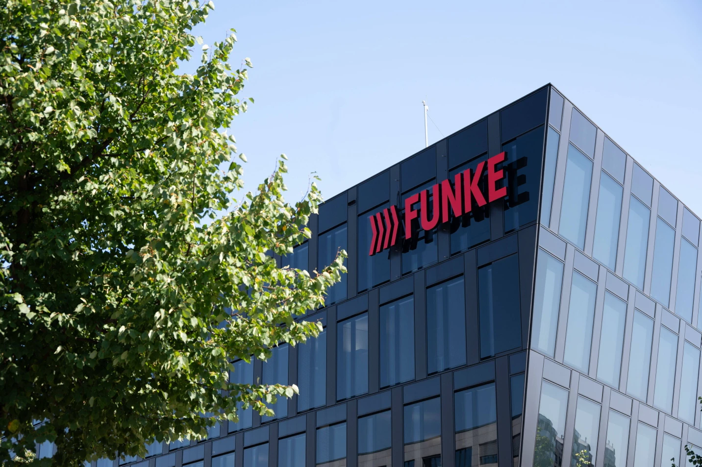 Medien: Wenn Funke geht, sind die Ösis allein zu Haus