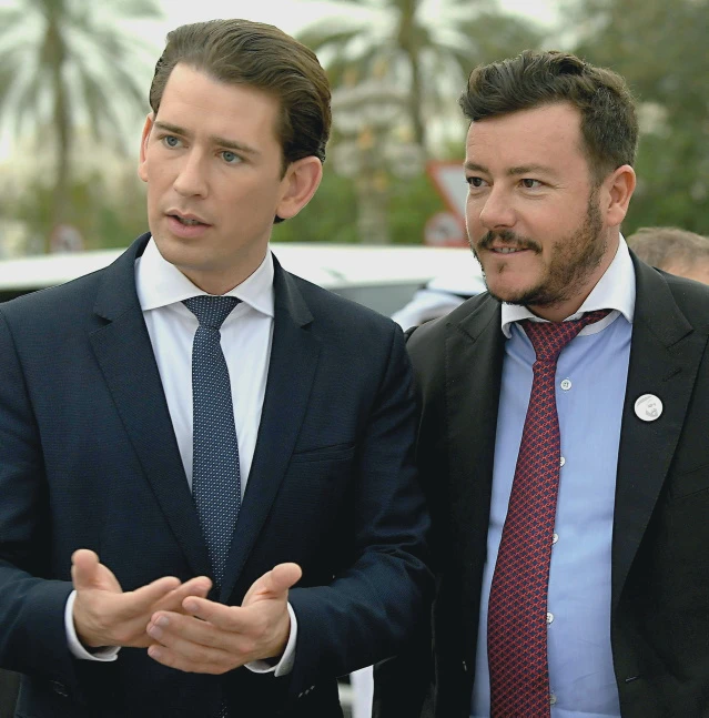 © HELMUT FOHRINGER / APA / picturedesk.com Blurred image background