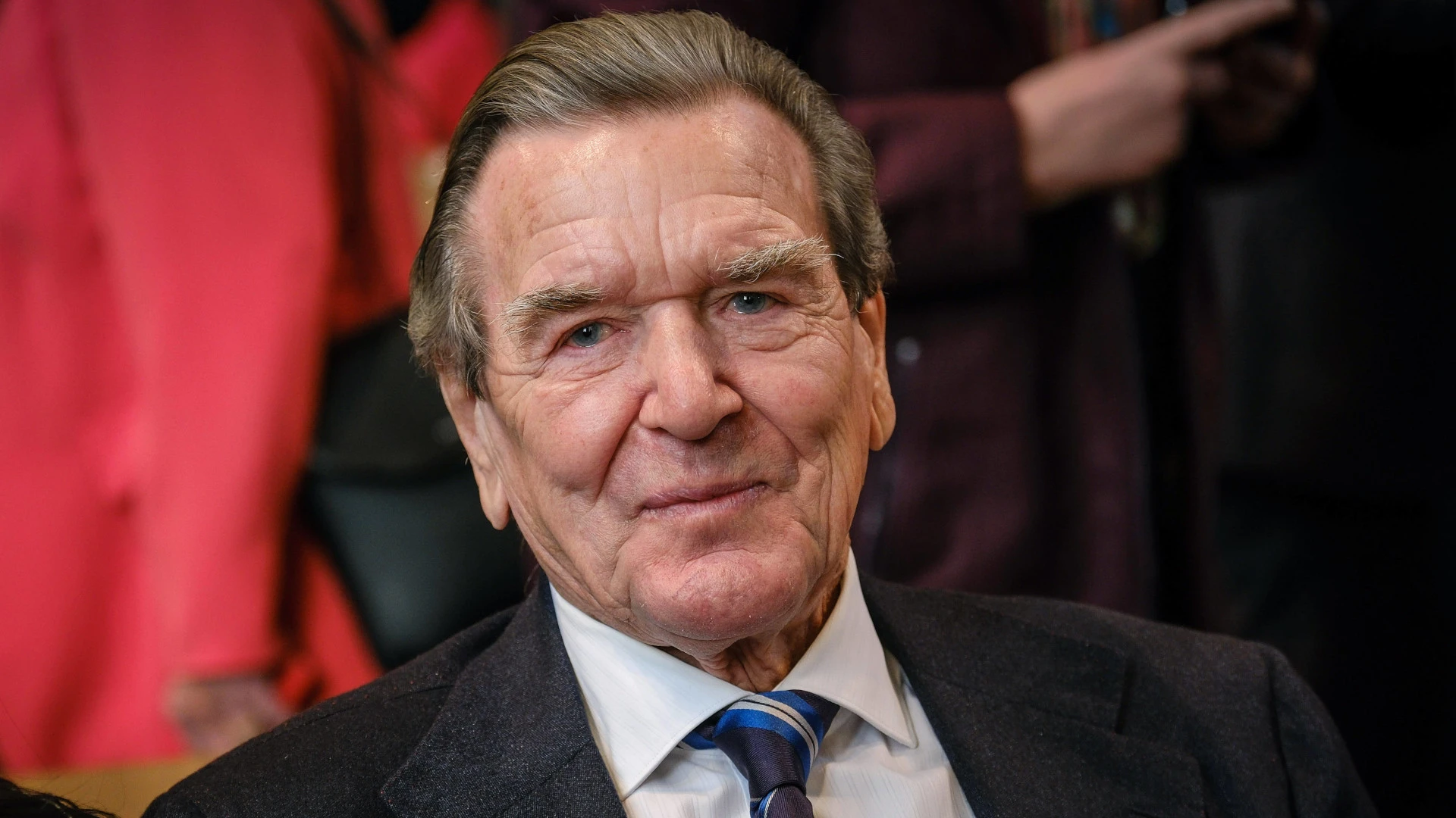 Deutscher Ex-Kanzler Gerhard Schröder im Burnout