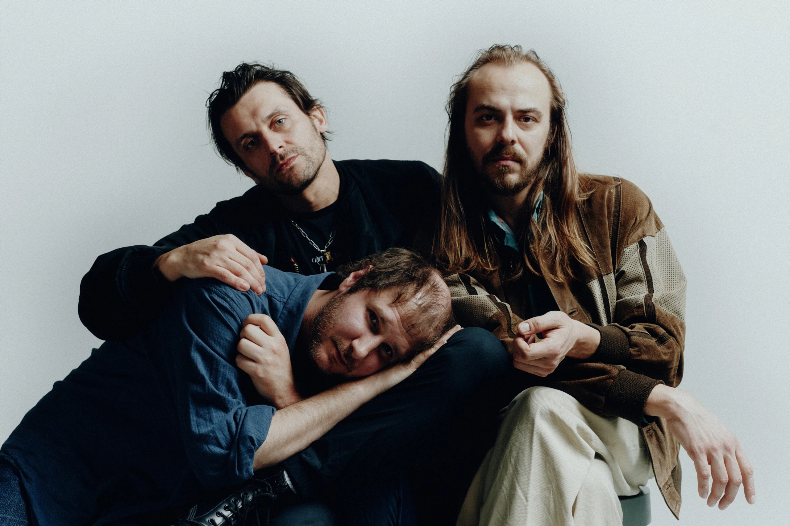 © Maximilian König Blurred image background