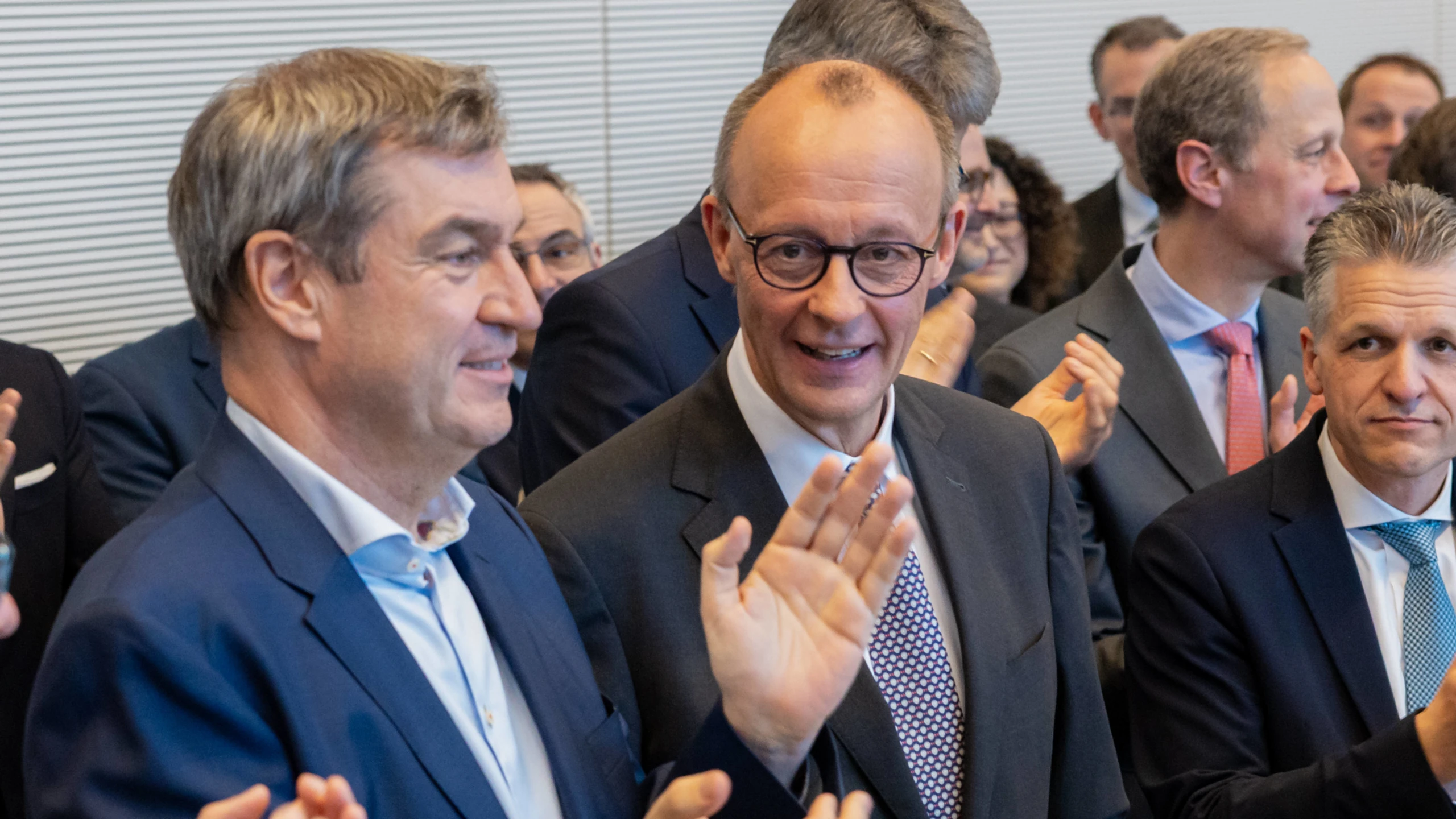 Friedrich Merz Begrüßung bei der CDU CSU Fraktion im Bundestag. Deutschland Berlin am 25.02.2025