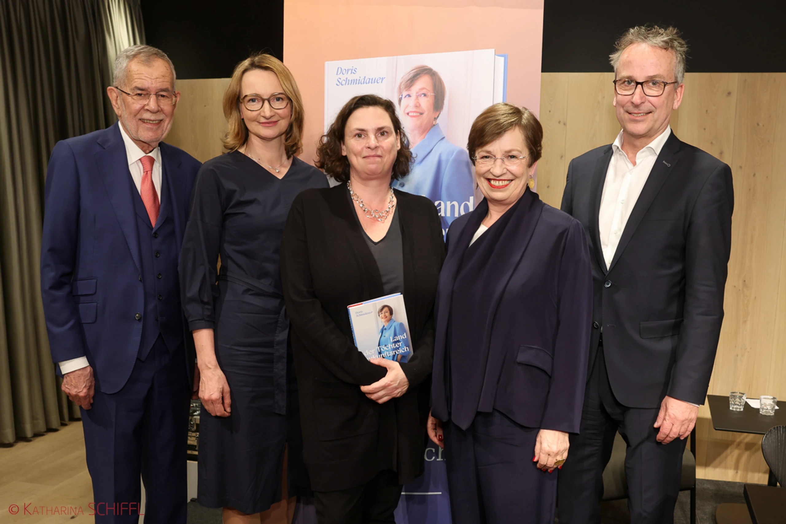 Buchpremiere von Doris Schmidauer