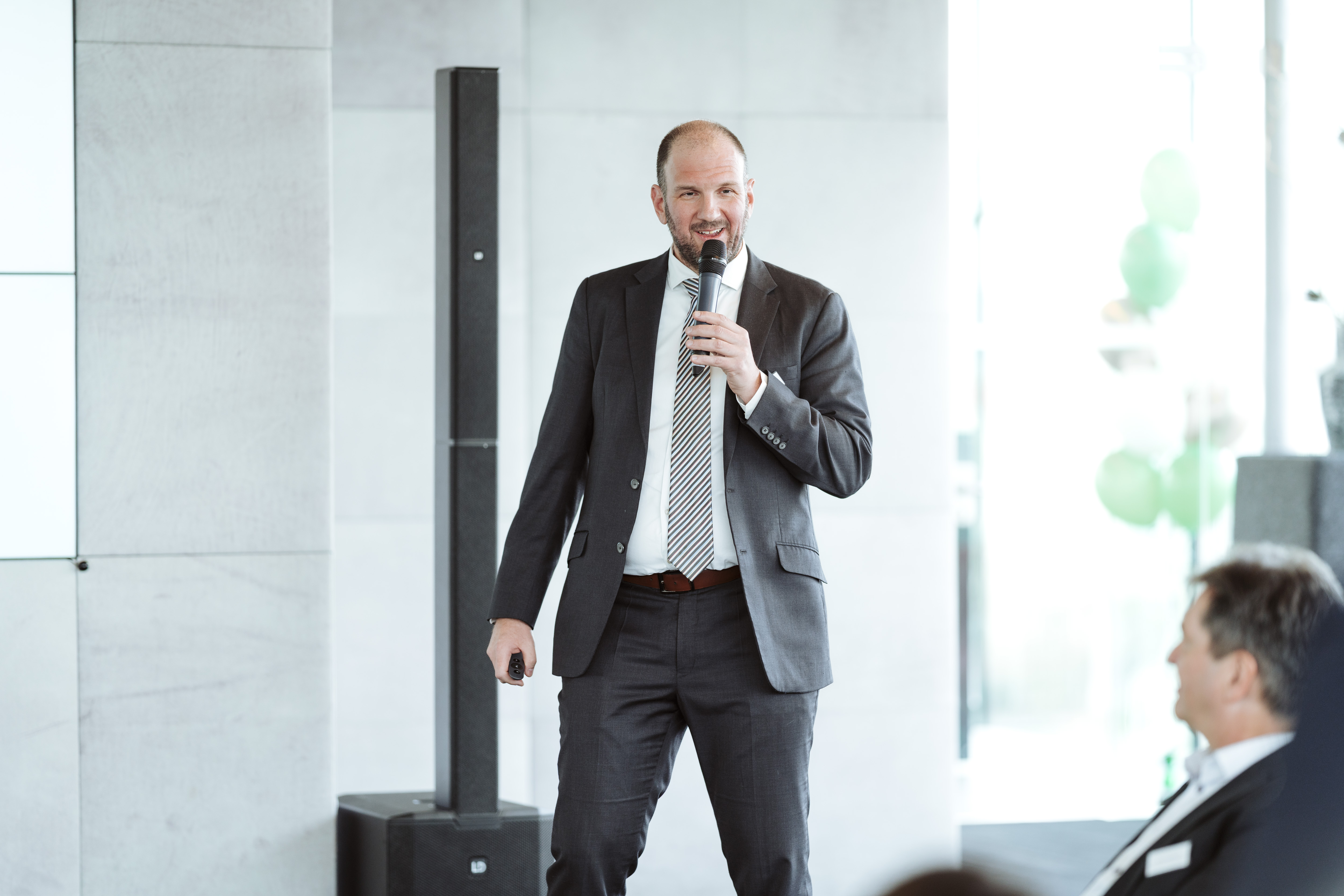 Foto von Nadine Studeny aus Österreich.  Weitere Informationen finden Sie unter www.nadine-studeny.at