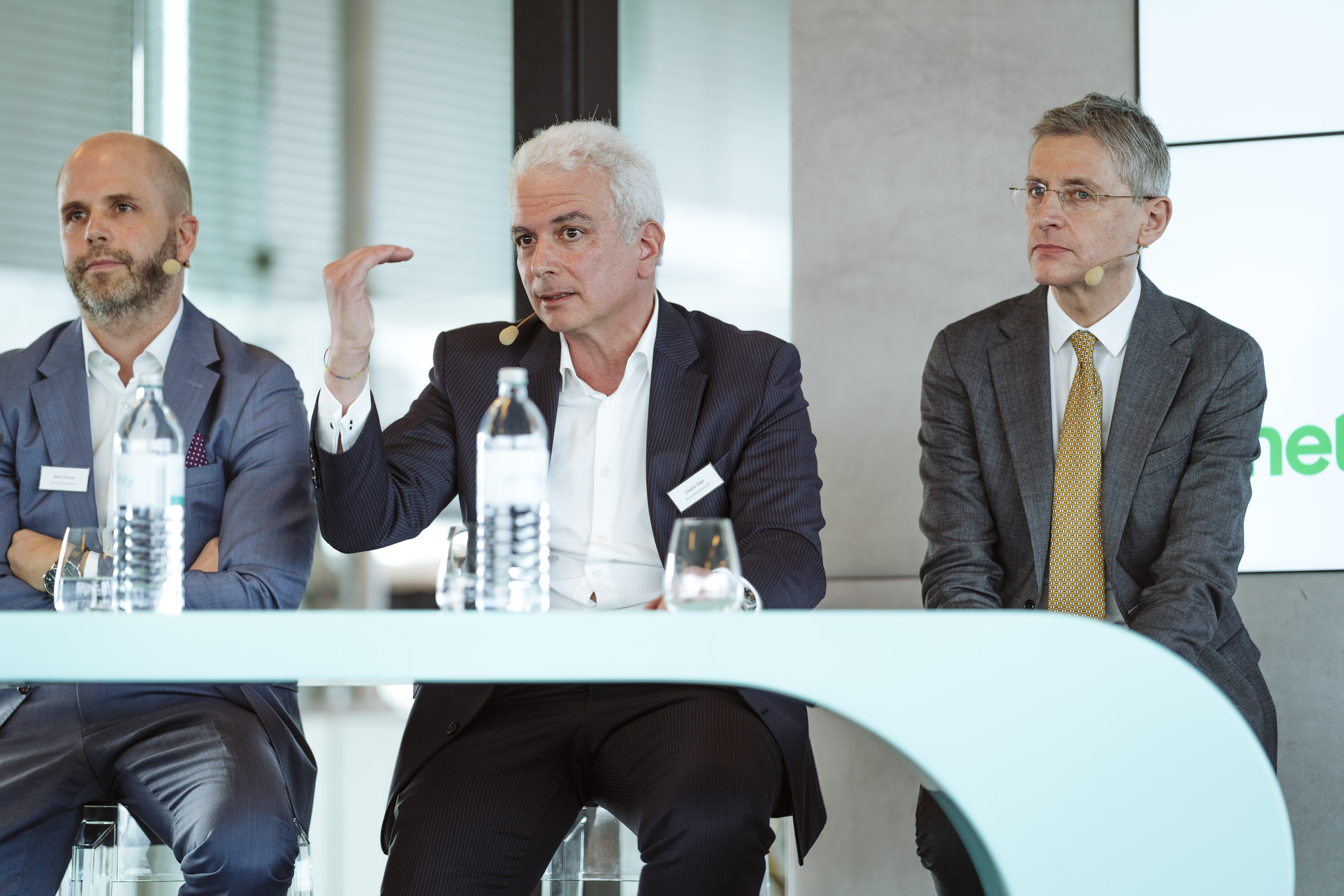 A photograph by Nadine Studeny.  Taken with Adobe Photoshop Lightroom Classic.  Contact information available at www.nadine-studeny.at