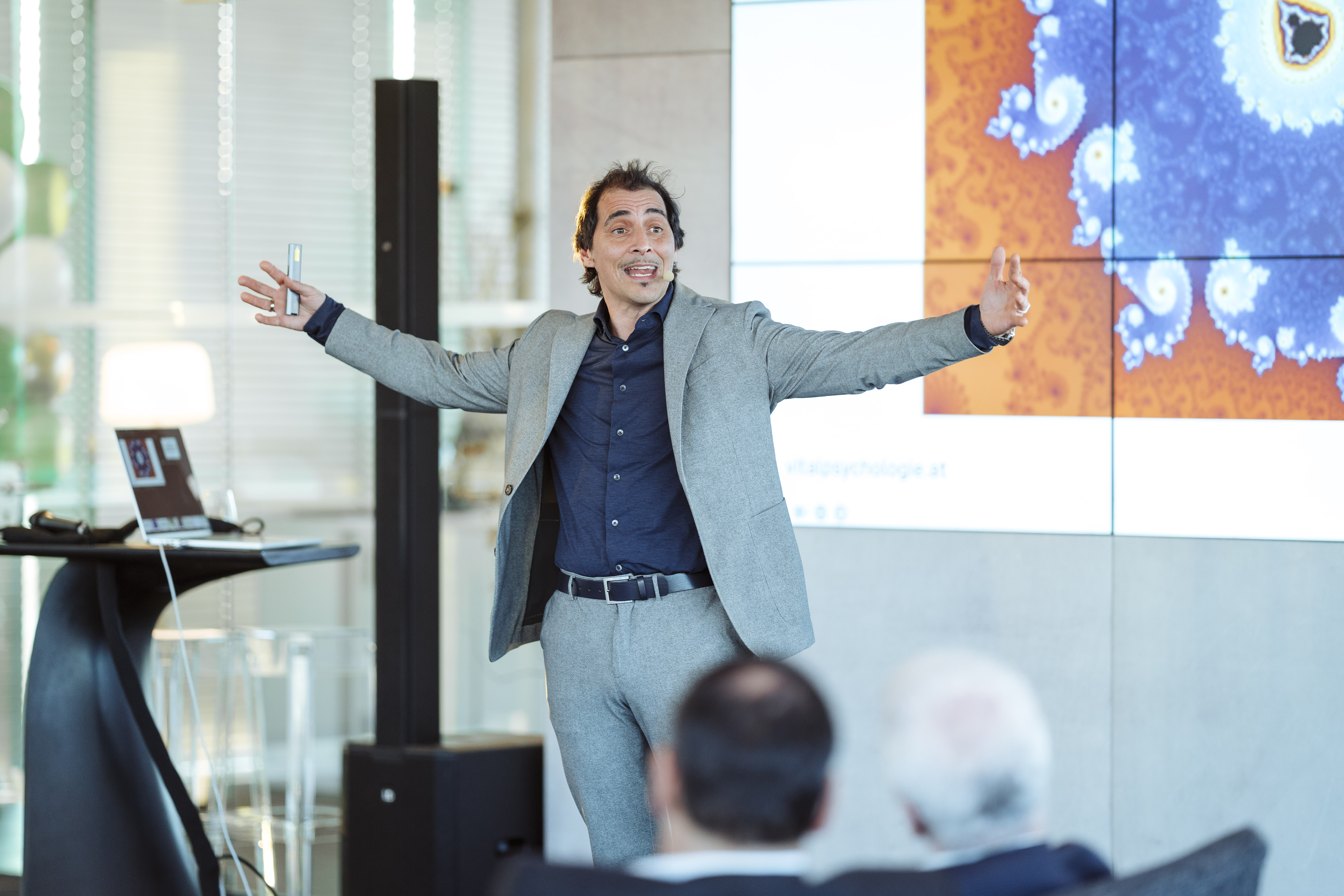 Image by Nadine Studeny from Austria.  Contact: office@nadine-studeny.at, www.nadine-studeny.at