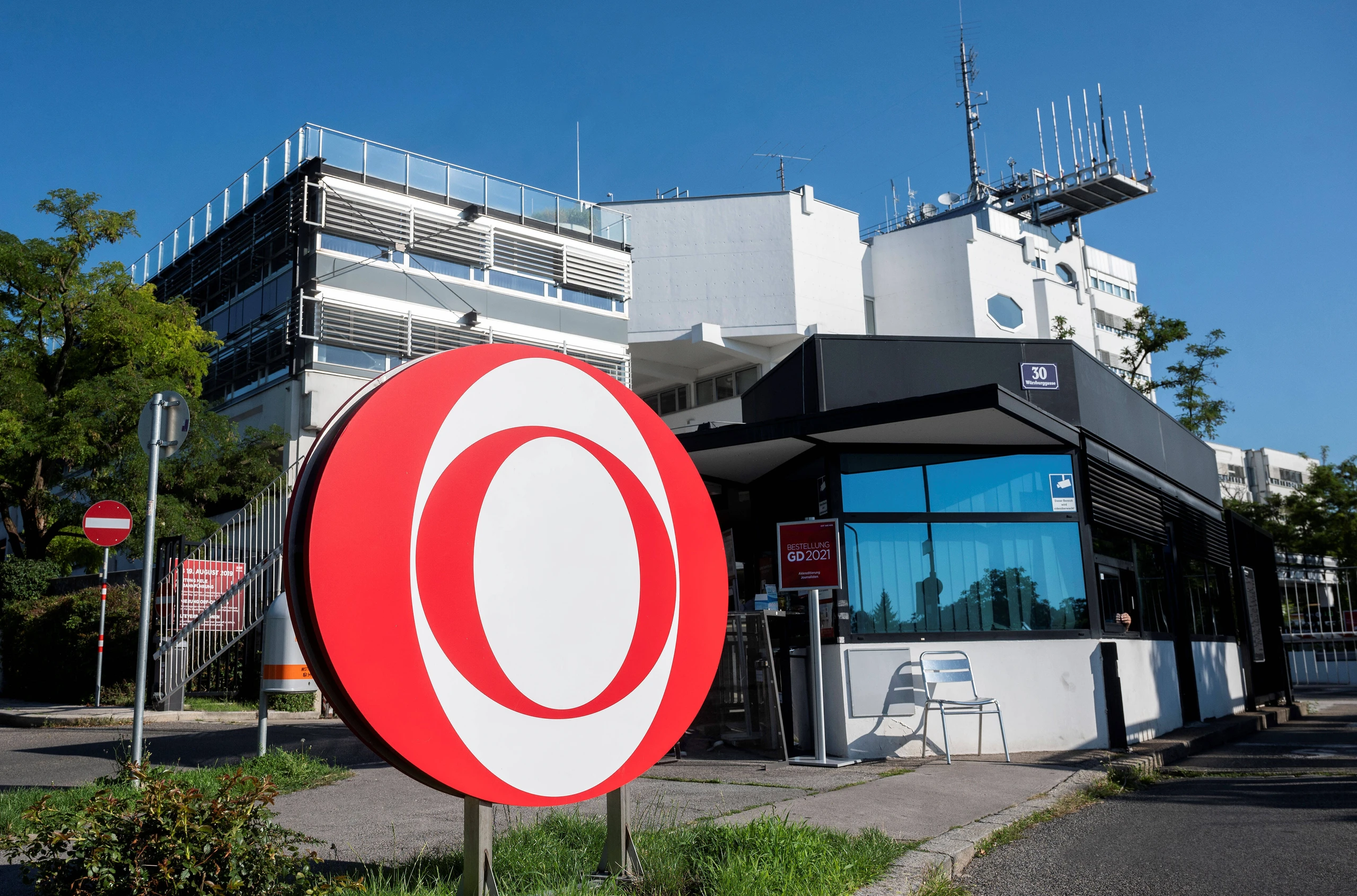 ORF-Gehälter: Promi-Pranger statt konstruktiver Kritik