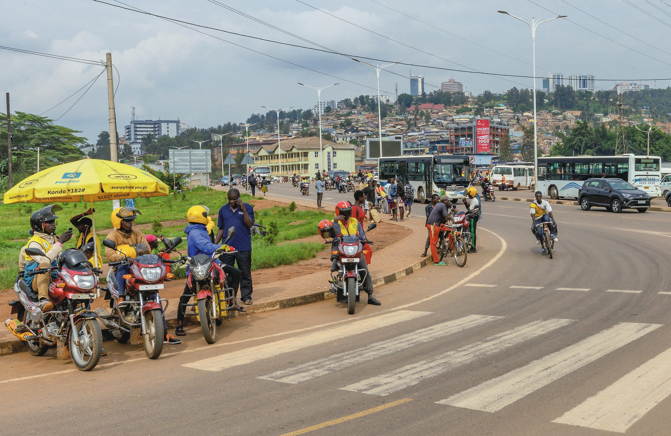 © Jean Bizimana, Picture Desk, REUTERS Blurred image background