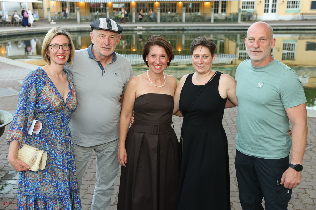 Der Schwimmende Salon – Bild 11 von 63
