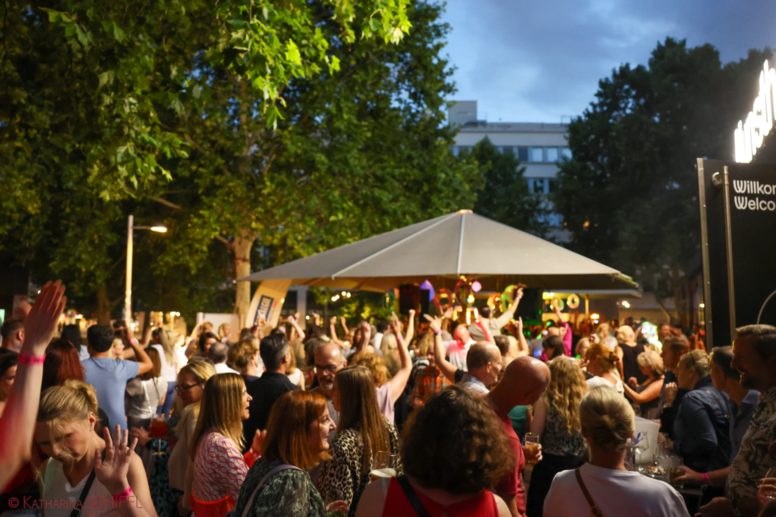 Shorty Forty - Goes Outdoor @ Cafe Kunsthalle – Bild 9 von 121
