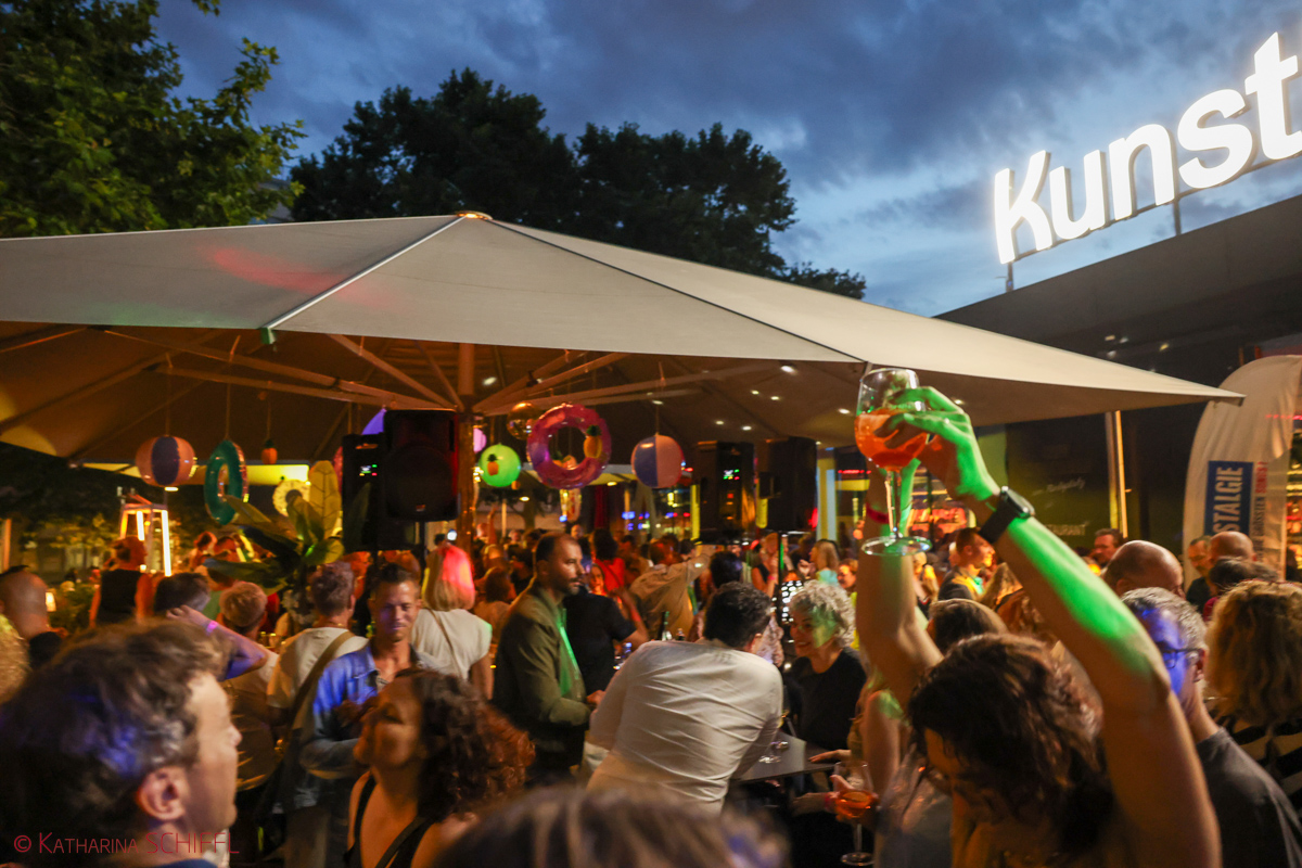 Shorty Forty - Goes Outdoor @ Cafe Kunsthalle – Bild 10 von 121