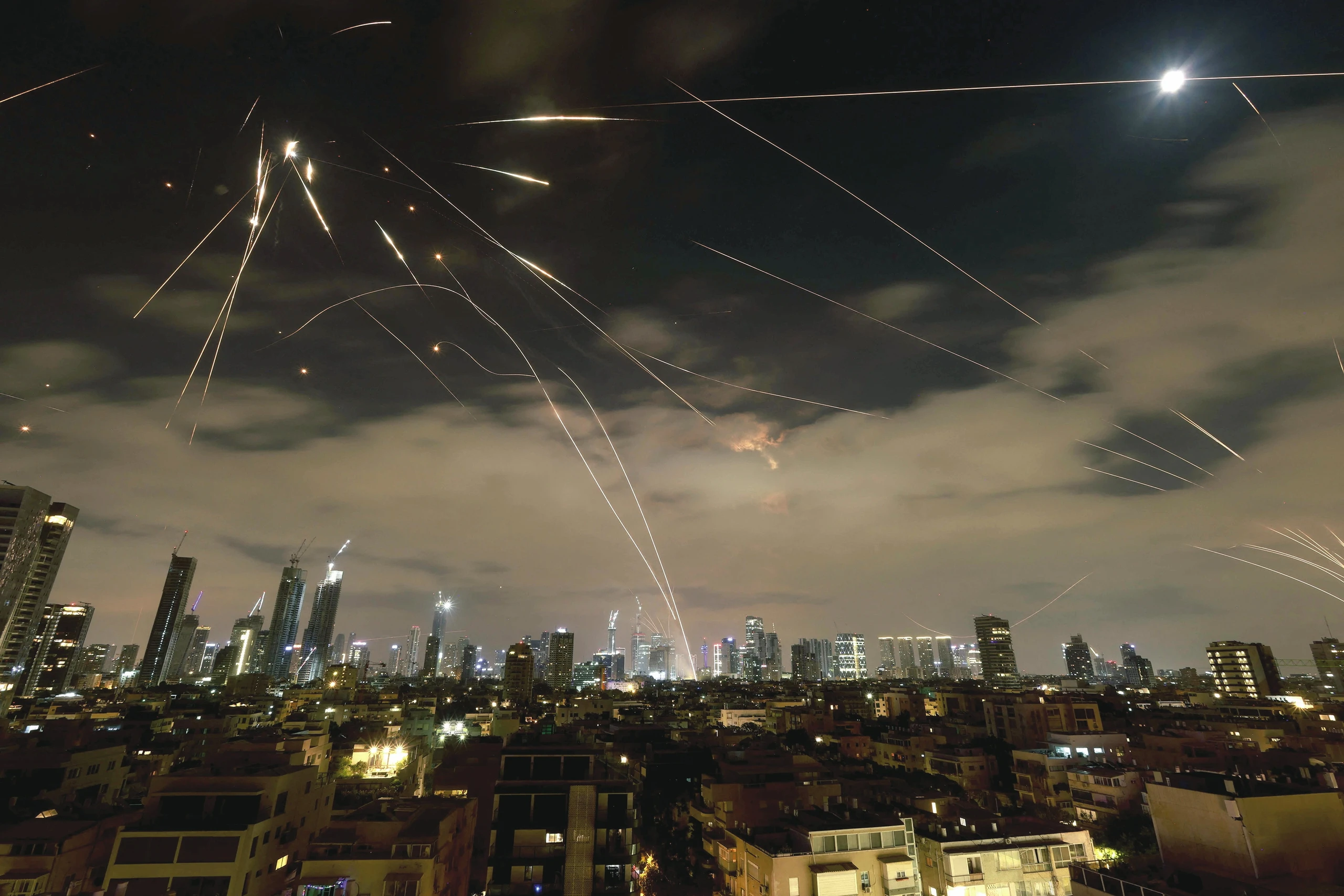 © MENAHEM KAHANA / AFP / picturedesk.com Blurred image background