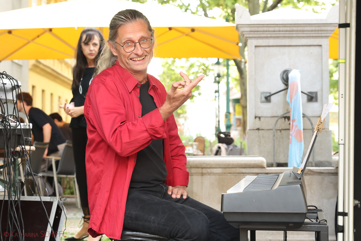 4. Please Peace Festival am Sobieskiplatz – Bild 4 von 63