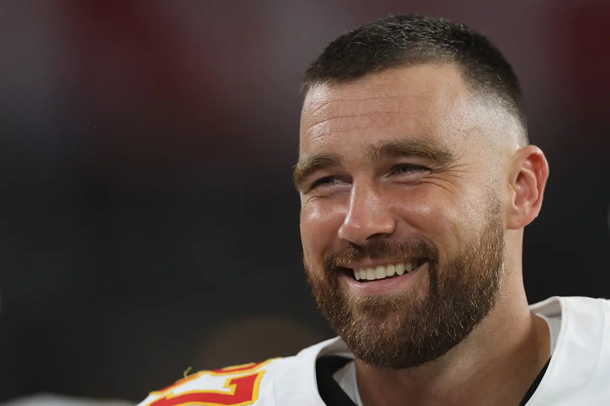 Travis Kelce liebt Taylor Swift
