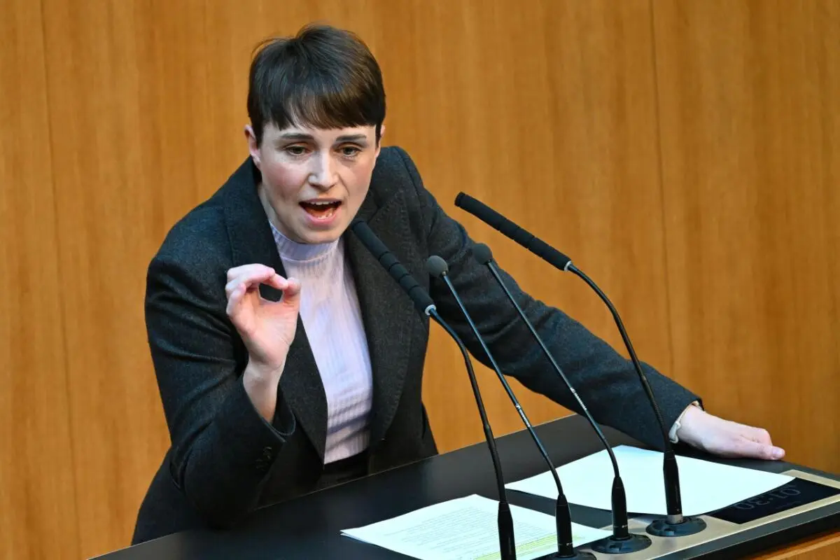 Für Grüne Maurer nur "schöne Show mit geringer Wirkung"