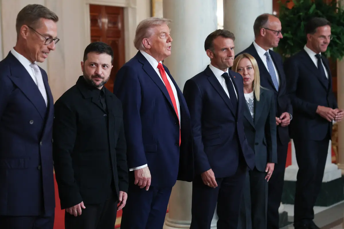 Trump traf Selenskyj und europäische Spitzenvertreter im Weißen Haus