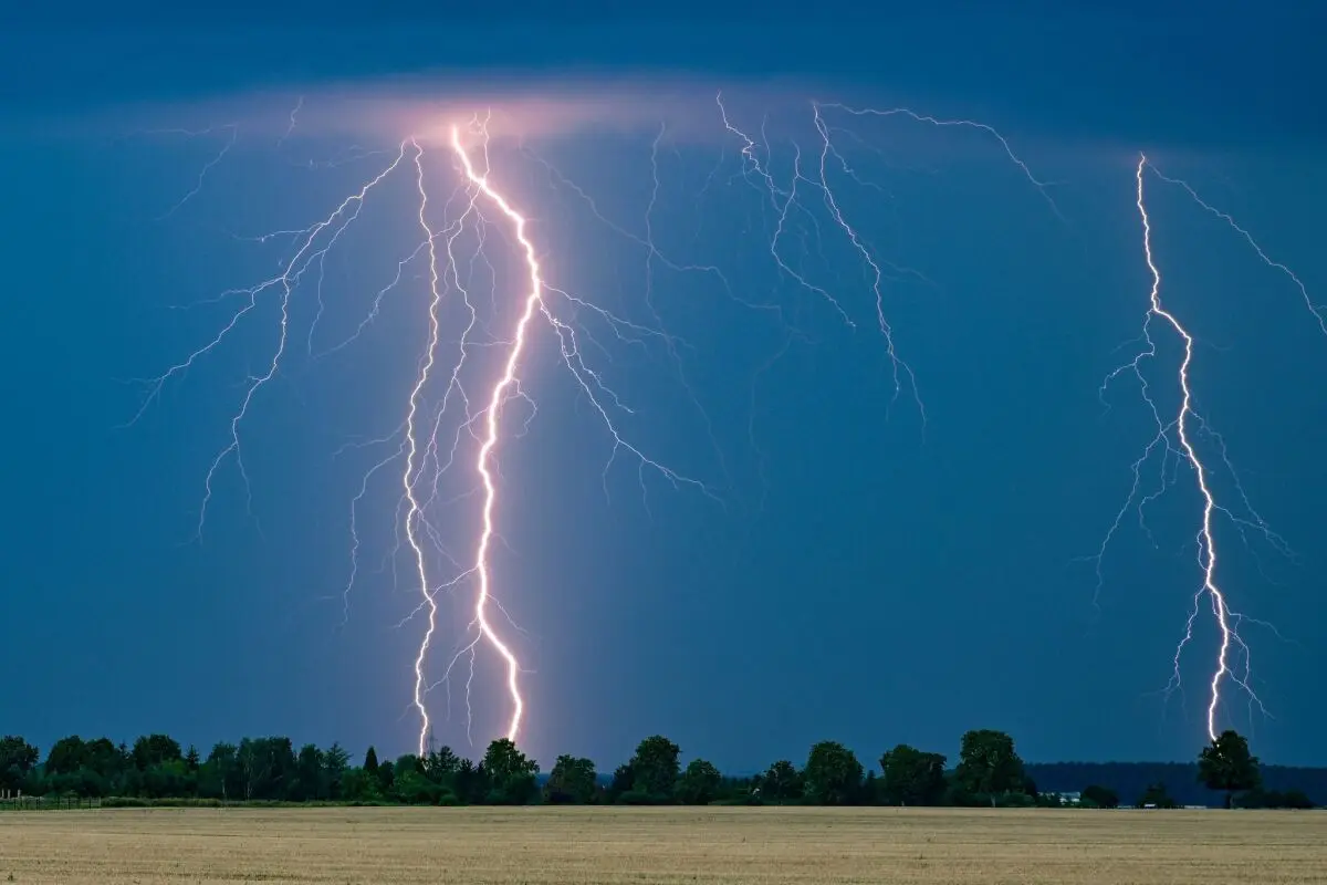 In Ö. sterben jährlich ein bis zwei Personen nach Blitzeinschlägen