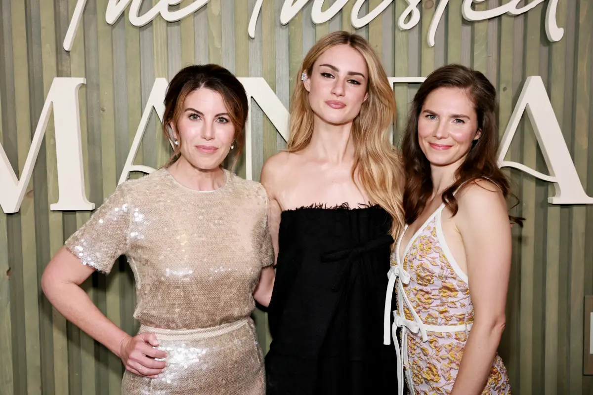 Monica Lewinsky, Grace Van Patten und Amanda Knox bei der Premiere