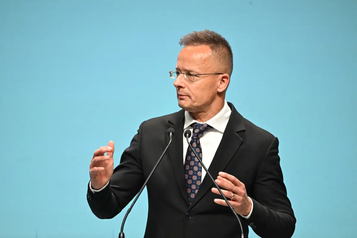 Ungarns Außenminister will die EU-Kommission einschalten