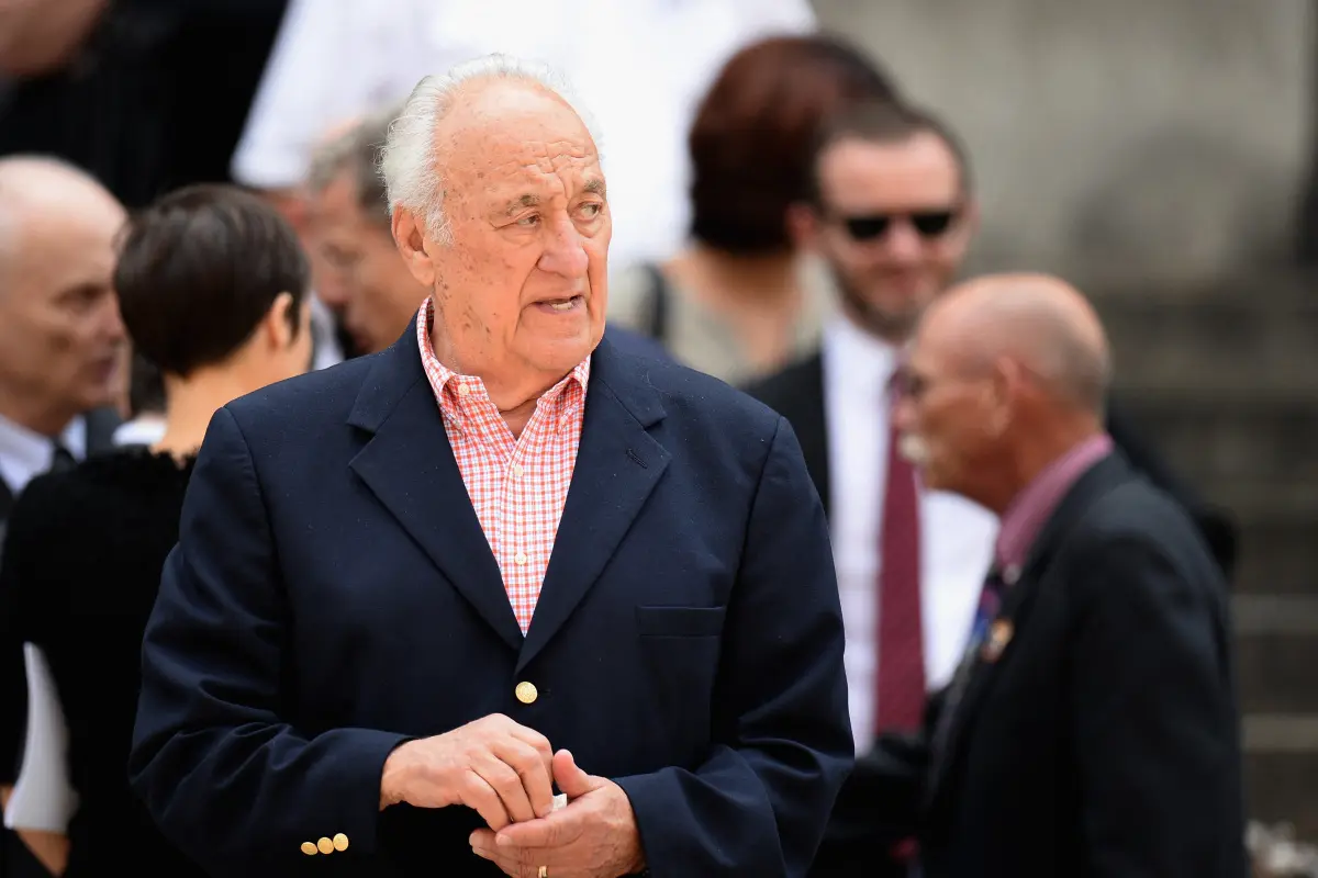 Jerry Adler begann seine Schauspiel-Karriere spät