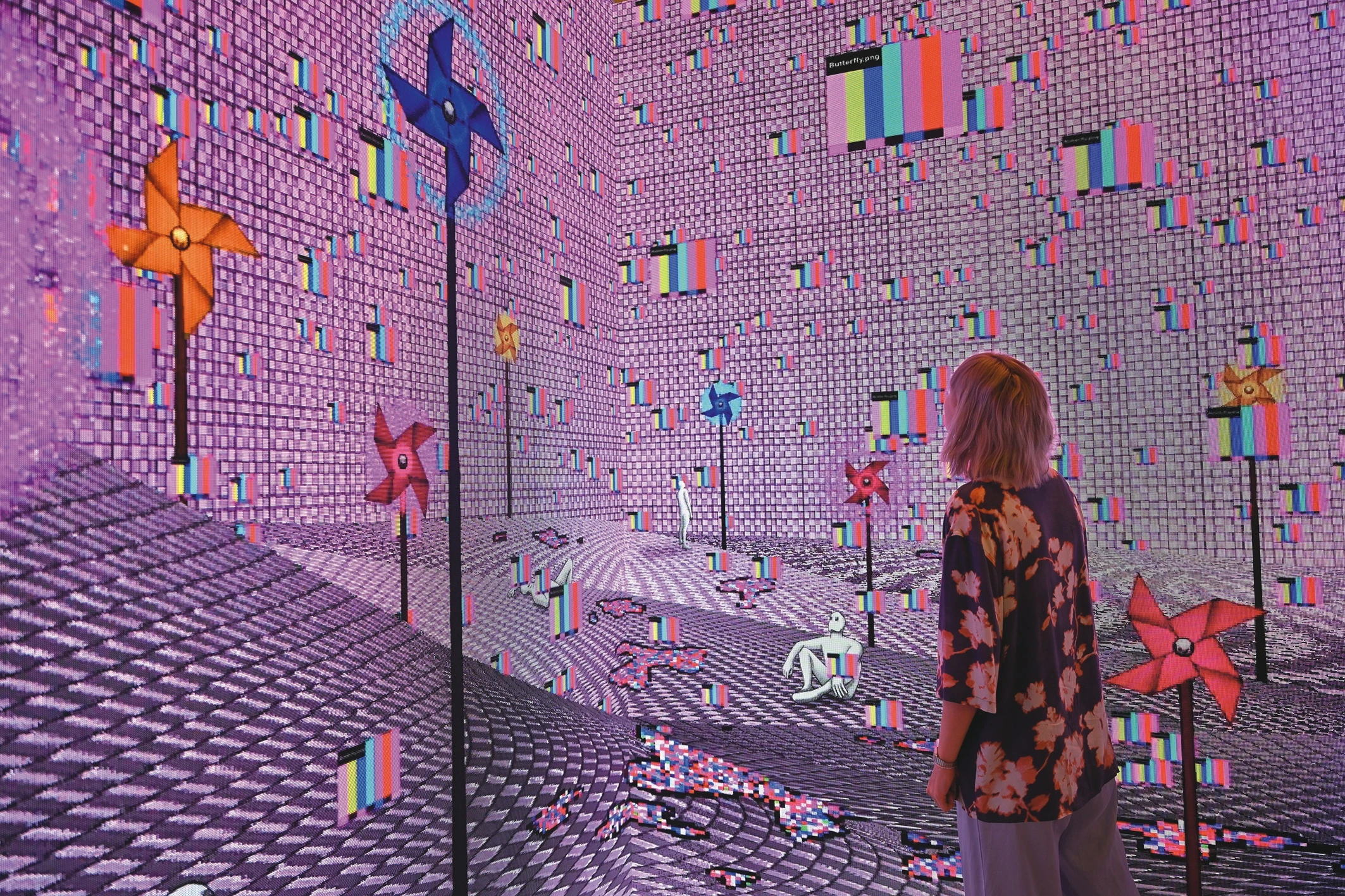 © Cedric Ribeiro / Getty Images for Art Dubai Blurred image background