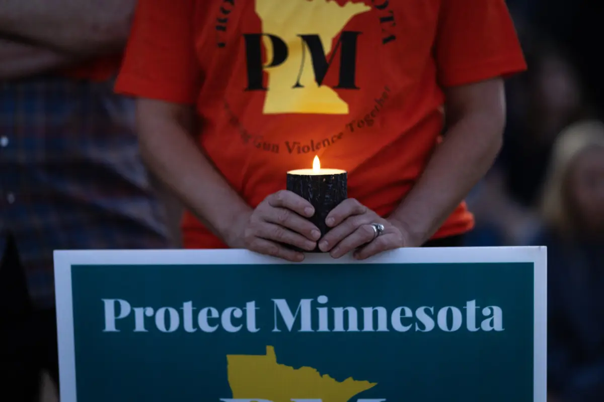 Mahnwache in Minnesota zum Gedenken an die Opfer