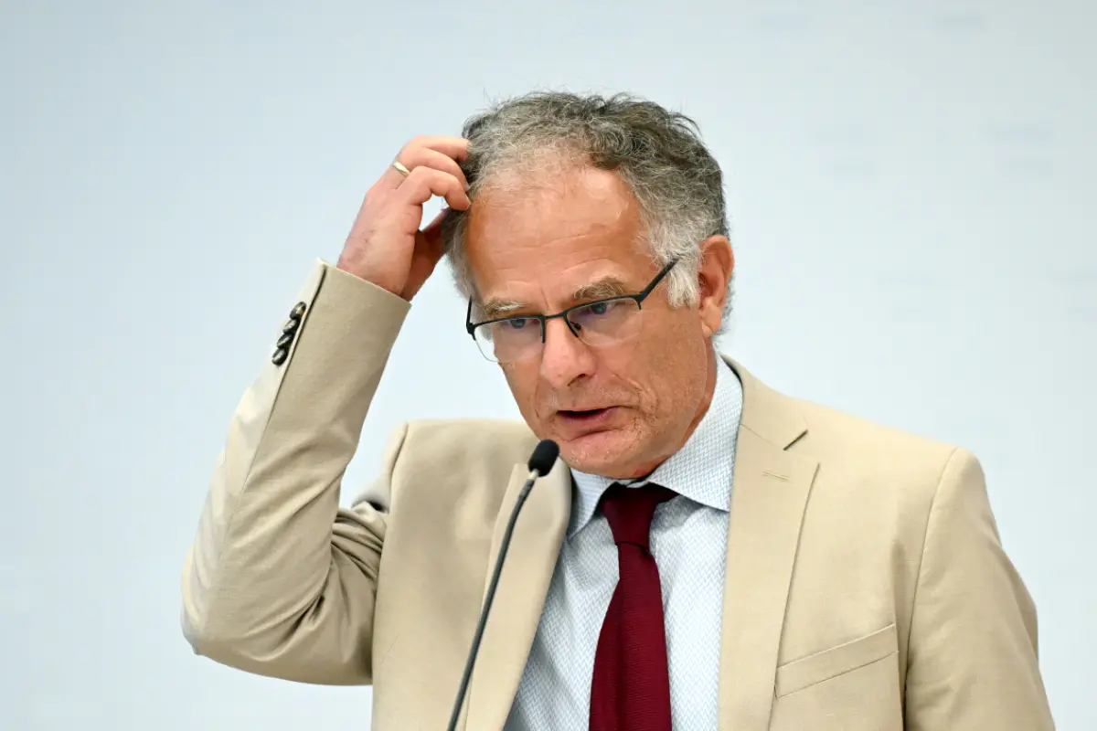 Marterbauer empfängt schwierigen Besuch