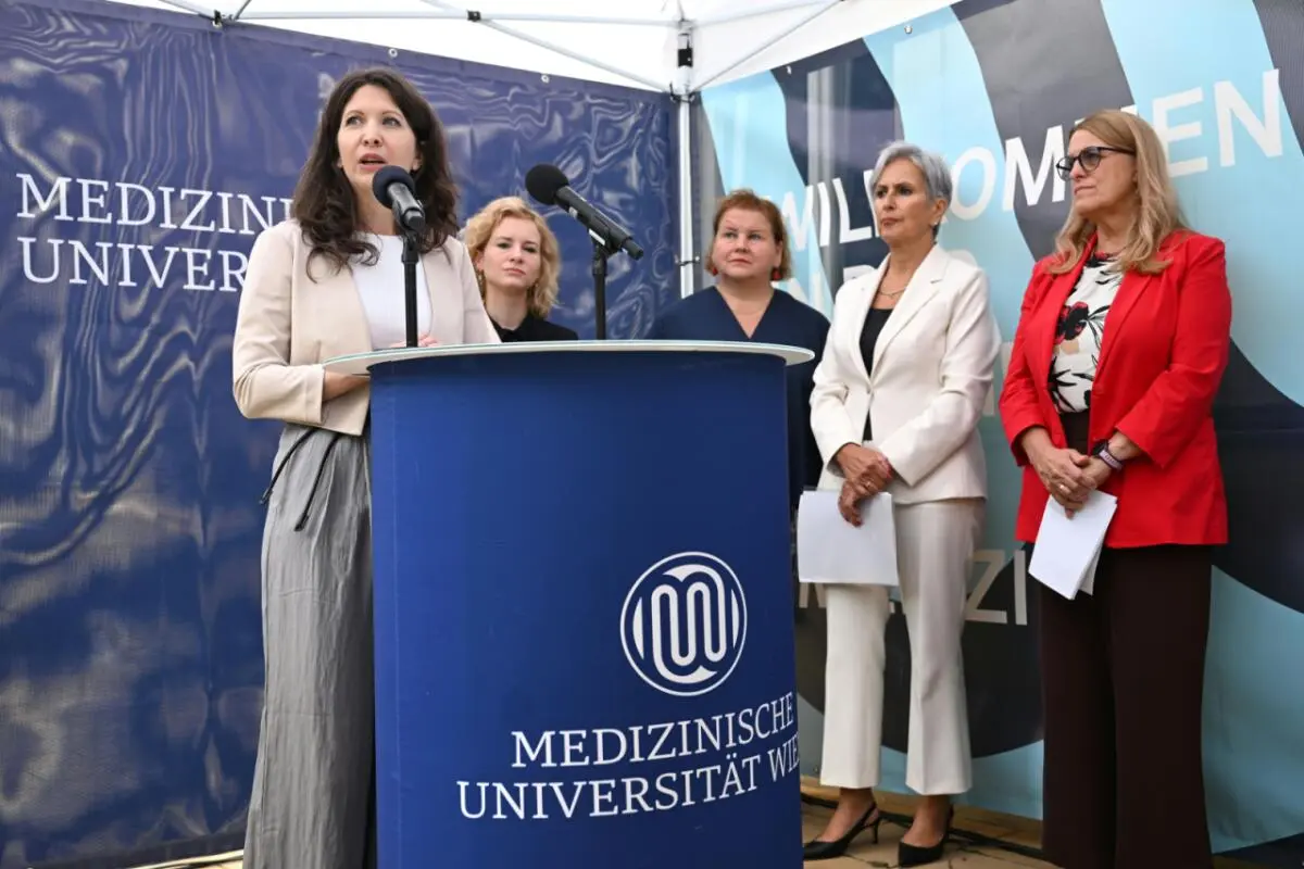 UGB-Leiterin Stolz legte erste Bilanz seit Eröffnung vor