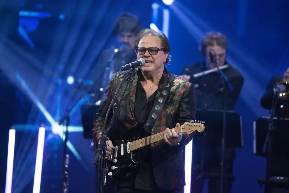 Ewald Pfleger musiziert mit Friends