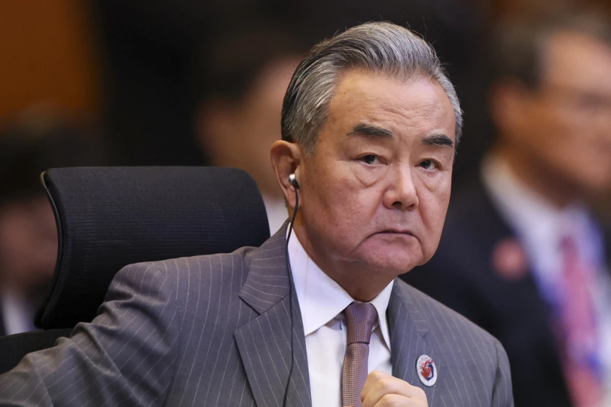 Chinesischer Außenminister Wang Yi auf Europatour