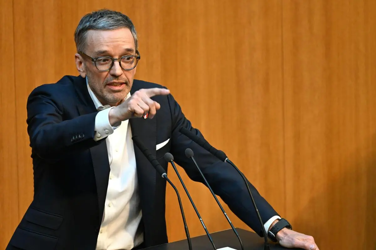 Kickl kündigt "heißen politischen Herbst" an