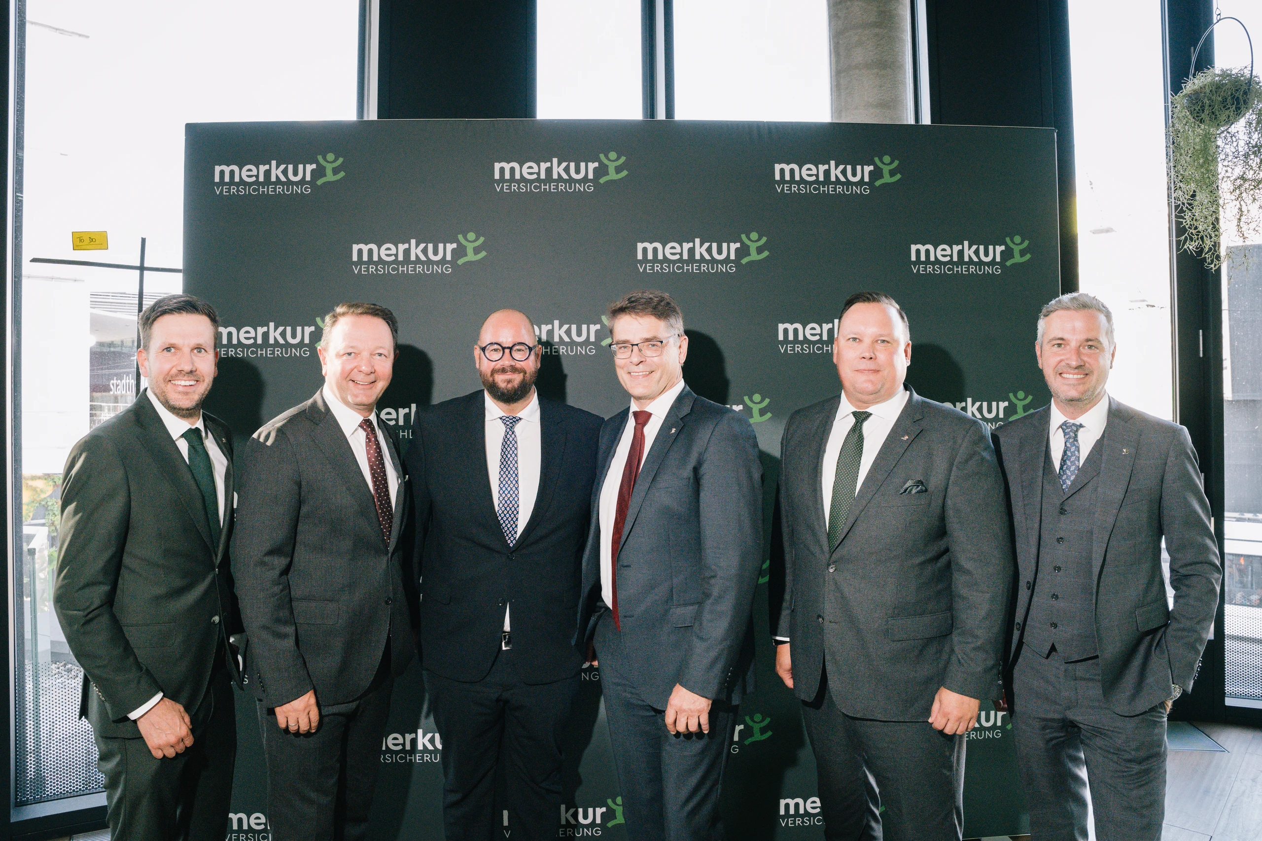 Steirisches Landeswappen für die Merkur Versicherung